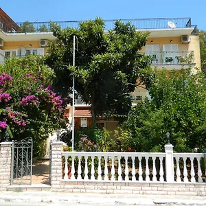 Apart-hotel Logaras, Agia Efimia